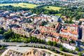 Im Vordergrund die Gebhardtstraße, dahinter rechts im Bild das Bay. Landesamt für Statistik, im Hintergrund die Baugruppe Spiegelfabrik bzw. das Helene-Lange-Gymnasium, Juni 2020