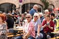 Annette von Heissen und Hanne Wiest an der 1. Mai Kundgebung am Grünen Markt, Mai 2024