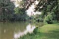 Blick über den Weiher im Stadtpark, im Hintergrund die Kirche "Zu Unserer Lieben Frau", Juli 1998