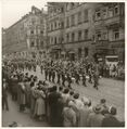 Erntedankfestzug in der Schwabacher Straße, 1960