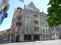 Jugendstil-Wohnhaus mit Geschäft, Adresse Nürnberger Straße 2 - Ansicht von der Gustav-Schickedanz-Straße (ehem. Bahnhofstraße)