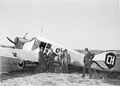 "Pillichody und Passagiere vor F.13"; Junkers F 13, CH-94 zurück vom ersten Auslandsflug nach Nürnberg-Fürth, am 1.6.1922 mit Pilot Henry Pillichody, bei der Zollkontrolle in Dübendorf.