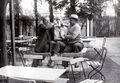 Im Biergarten zur ehem. Gaststätte Gifthütte in Ronhof, ca 1950