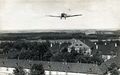 Flugzeug Junkers F 13 im Landeanflug auf dem Flugplatz in Atzenhof, ca. 1920