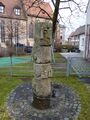 Brunnensäule am Kirchplatz vor dem Gemeindezentrum