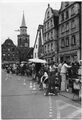 <a class="mw-selflink selflink">Grafflmarkt</a> am 11. Juni 1977: Munteres Treiben am <!--LINK'" 0:6--> im abgesperrten Straßenbereich