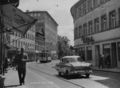 Bäckerei Wölfel in der <a class="mw-selflink selflink">Rudolf-Breitscheid-Straße</a> - im Hintergrund links das das ehem. <!--LINK'" 0:51--> sowie das <!--LINK'" 0:52-->, 1965
