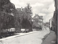 Blick durch die Heiligenstraße in Richtung Heiligenberg, im Hintergrund Heiligenstr. 25. Aufnahme um 1907