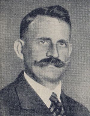 Hans Vogel 1920.jpg