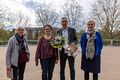 Reinhard Scheuerlein mit Ehefrau bei der Ehrung mit dem Goldenen Kleeblatt, mit dabei Bund Naturschutzvorstand Waltraud Galaske und Gabriele Zapf, April 2022