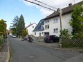 Blick in die Kiefernstraße in [[Stadeln]]