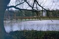 Hochwasser im <a class="mw-selflink selflink">Wiesengrund</a> mit <!--LINK'" 0:260-->, Blickrichtung <!--LINK'" 0:261--> und Innenstadt. Aufnahme Dezember 1986.