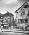 Tankstelle Egelseer, Königstraße 1a, dahinter Königstraße 3 (Zum Hirschen) und rechts Königstraße 2 Conrad Schmiede, Aufnahme 30er Jahre