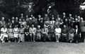 Lehrer_innen des Helene-Lange-Gymnasium in der Tannenstraße, ca. 1950. Mit im Bild: Paula-Luise Baer (2. Reihe Mitte mit Kleid)