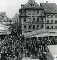 Die Michaelis-Kirchweih vor der Gaststätte Zu den drei Königen, 1949