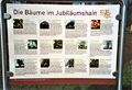 Hinweis Tafeln der gepflanzten Bäume am <a class="mw-selflink selflink">Jubiläumshain</a> beim <!--LINK'" 0:3--> im März 2008