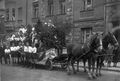 Festwagen der DJK Fürth anlässlich des 60-jährigen Stiftungsfestes des Katholischen Gesellenvereins in der Simonstraße im Jahr 1925