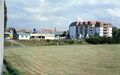 Die ehem. Tankstelle an der Würzburger Straße neben der neu gebauten Senioreneinrichtung Kursana, Aug. 1989