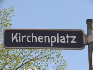 Kirchenplatz.JPG