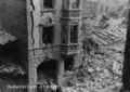 Aufnahme aus der Amalienstraße nach dem Luftangriff 8. auf 9. März 1943. Abschnitt zwischen <!--LINK'" 0:41--> und <!--LINK'" 0:42-->. Zerstörte Nr. 45 kurz vor dem Einsturz. Heute Amalienstr. 45/47