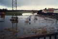 Hochwasser im <!--LINK'" 0:110--> von der <!--LINK'" 0:111--> aus mit Allee vom <!--LINK'" 0:112--> und <!--LINK'" 0:113--> Baustelle im Februar 1997