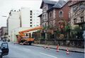 Baumfällarbeiten an der Gaststätte <!--LINK'" 0:140--> in der <a class="mw-selflink selflink">Vacher Straße</a>. Nebenhaus links <!--LINK'" 0:141-->, daneben Hochhaus <!--LINK'" 0:142--> im November 1996