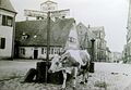 Am Vacher Markt 7 in <!--LINK'" 0:15--> sowie Brunnen und Tränktrog am <i>Plooz</i>, 1938