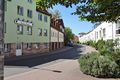Blick auf die Häuserzeile "Neue Stadtmauer" <a class="mw-selflink selflink">Heiligenstraße</a> 33-59 und dem ehemaligen Gasthaus <!--LINK'" 0:10--> im Mai 2020