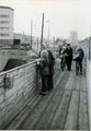 Bau der Würzburger Straßenbrücke über die Gleise, Nov. 1974