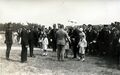 Empfang der Flugpioniere Hermann Köhl und Ehrenfried Günther Freiherr von Hünefeld durch den Oberbürgermeister Robert Wild 1928 am Flugtag in Atzenhof