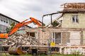 Abrissarbeiten an der ehem. Volksbücherei in der Südstadt, Aug. 2024