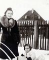 Gifthütte vor dem Biergarten, 1958