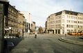 Der Bahnhofplatz im Jan. 1989, im Hintergrund der Neubau am Standort der ehem. Sahlmannvilla