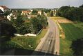 Blick von der <!--LINK'" 0:9--> auf die <a class="mw-selflink selflink">Obermichelbacher Straße</a> in <!--LINK'" 0:10-->, rechts Talgrund vom <!--LINK'" 0:11--> im Juli 1997