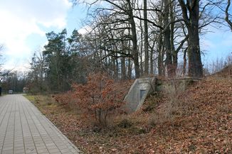 Bunker Hans-Mangold-Straße Jan 2021 1.jpg