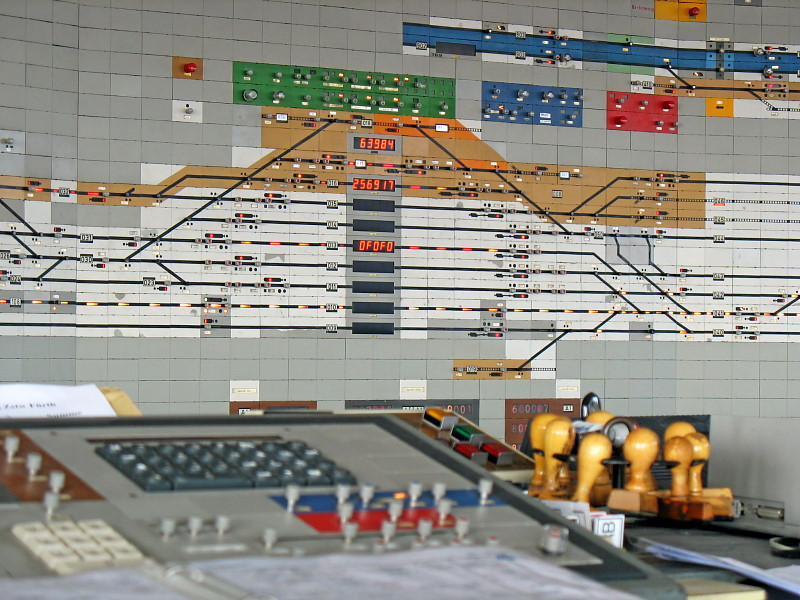 Datei:Zentralstellwerk-6.jpg