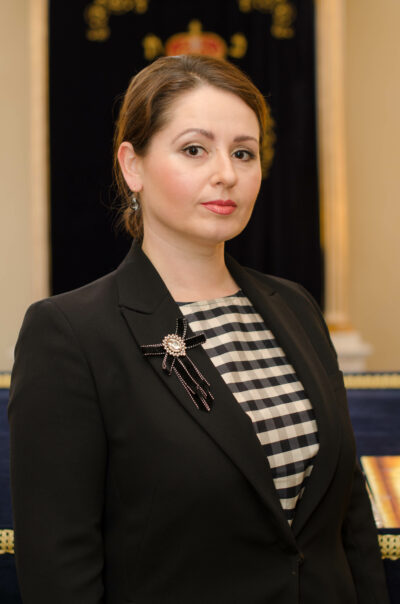 Julia Tschekalina Bild.jpg