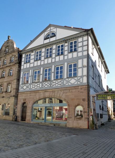 Datei:Marktplatz 4 2019 3.JPG