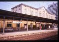 Hauptbahnhof Fürth mit Werbung der Fürther Nachrichten, 1988 <span class="smw-highlighter" data-type="8" data-state="inline" data-title="Hinweis" title="Urheber: Kamran SalimiLizenz: CC BY-SA 3.0"><span class="smwtticon note"></span><span class="smwttcontent">Urheber: <!--LINK'" 0:103--><br><br>Lizenz: CC BY-SA 3.0</span></span>