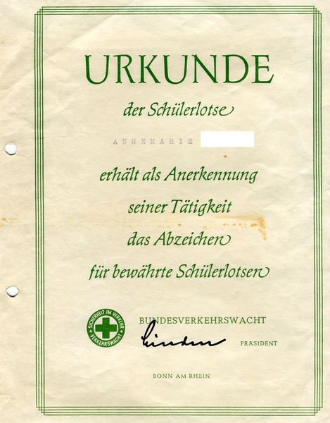 Datei:Schule Stadeln 19.jpeg