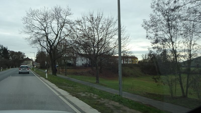 Datei:Schule Stadeln 27.jpeg