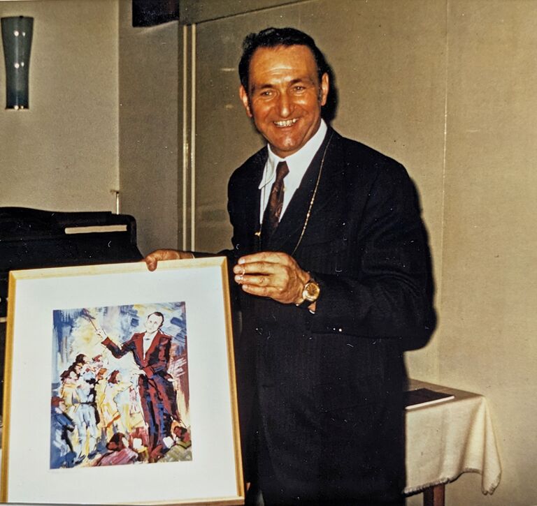 St Kirchenchor Engel Geburtstag 1975.jpg