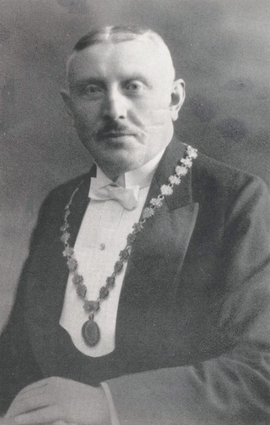 Datei:OB Robert Wild.jpg