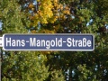 Straßenschild Hans-Mangold-Straße <span class="smw-highlighter" data-type="8" data-state="inline" data-title="Hinweis" title="Urheber: BaringelLizenz: CC BY-SA 3.0"><span class="smwtticon note"></span><span class="smwttcontent">Urheber: <!--LINK'" 2:322--><br><br>Lizenz: CC BY-SA 3.0</span></span>