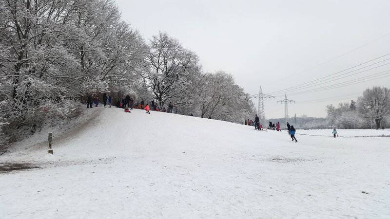 Datei:Rodelbahn Herrnstraßendamm.jpg