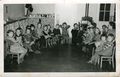 Kindergruppe im Quelle-Kindergarten an der <!--LINK'" 0:107-->, 1952 <span class="smw-highlighter" data-type="8" data-state="inline" data-title="Hinweis" title="Lizenz: CC BY-SA 3.0"><span class="smwtticon note"></span><span class="smwttcontent">Lizenz: CC BY-SA 3.0</span></span>