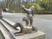 Stadtpark Bronzeplastik.JPG