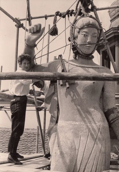 Datei:Kunstmann Rathaus BW 02.JPG