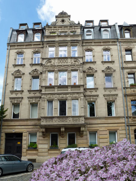 Datei:Amalienstraße 11 2017.jpg