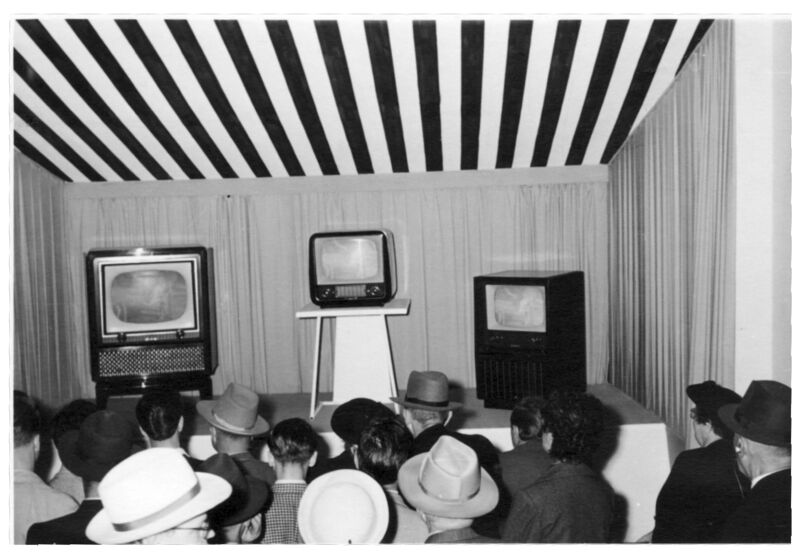 Datei:Fernseher 1952.jpg